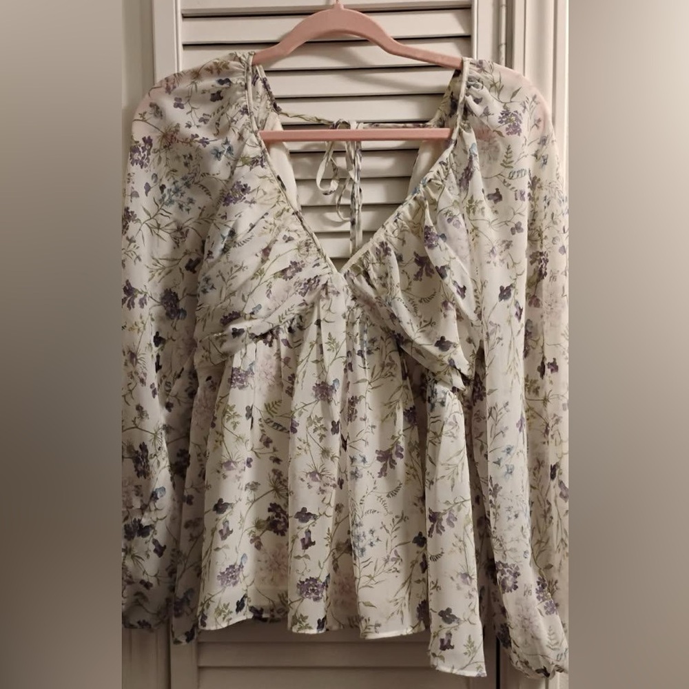 Express balloon sleeve sweetheart neckline tie back blouse size medium